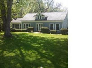 1449 Roods Lake Rd, Lapeer, MI 48446
