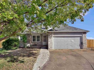 6 N Ora Ct, Valley Center, KS 67147