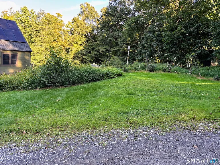 47 Comstock Ave — Photo 2