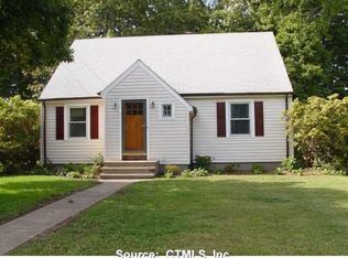 6 Field Rd, Branford, CT 06405