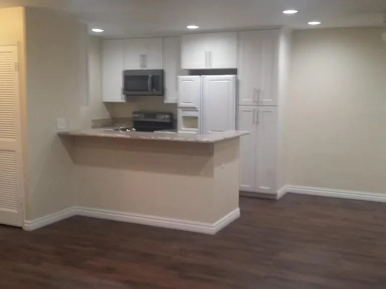 2521 W Sunflower Ave #1 — Photo 2