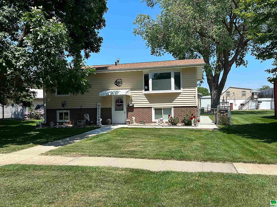 514 Division St, Jefferson, SD 57038 Zillow