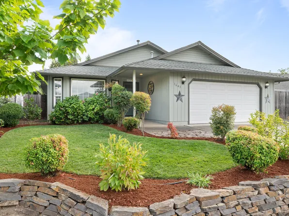 1643 Jessica Cir, Central Pt, OR 97502