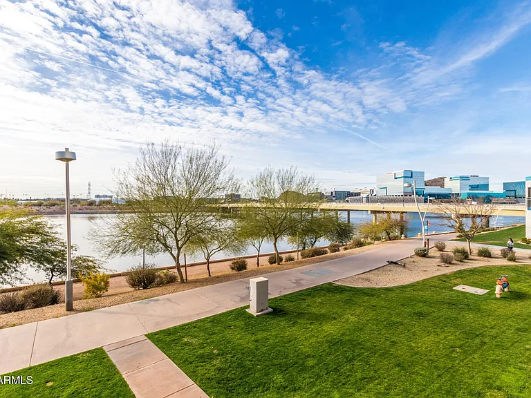 945 E Playa Del Norte Dr #4025 — Photo 36