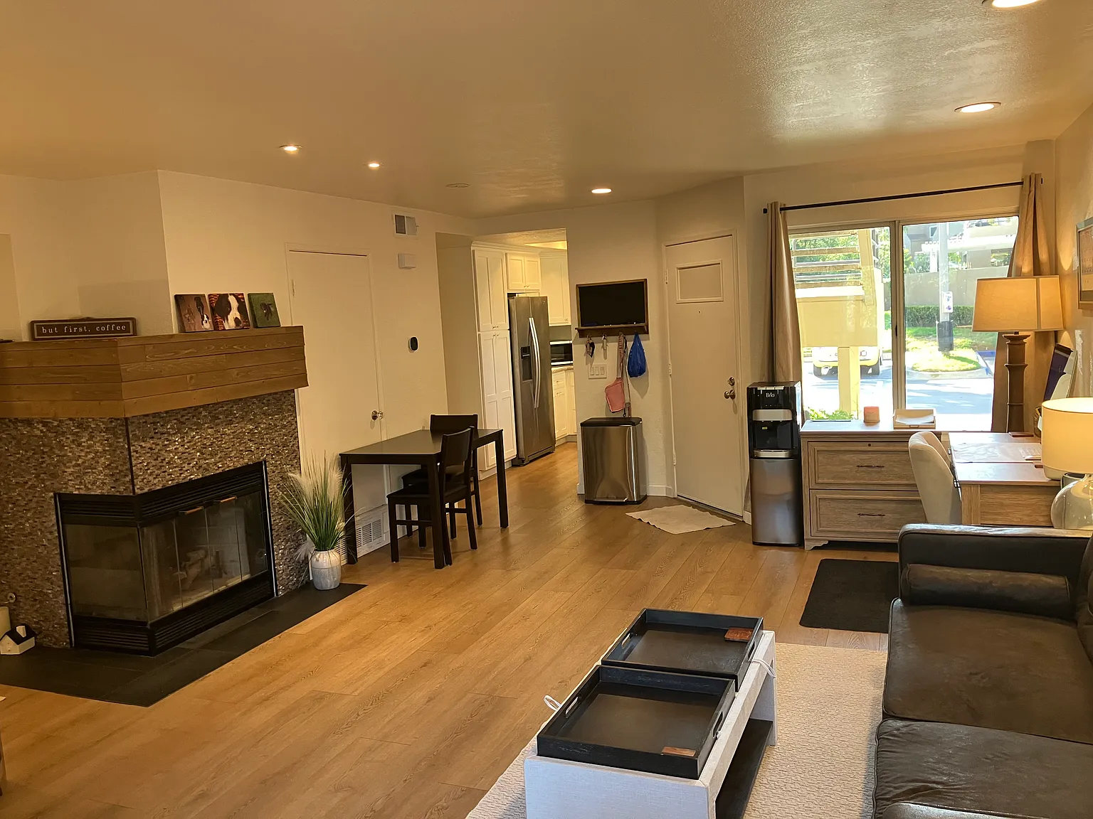 2 bed, 1000 sqft, $3,500 — Photo 1