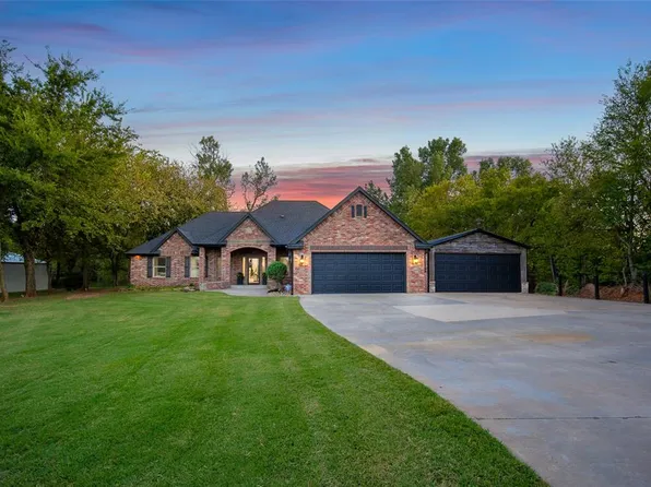 949 County Street 2932, Tuttle, OK 73089