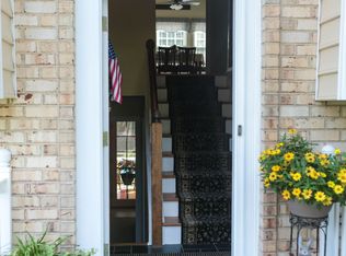 109 Seaton Dr, Colonial Heights, VA 23834