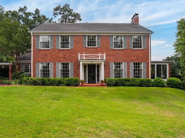 41 Pine Manor Dr, Little Rock, AR 72207