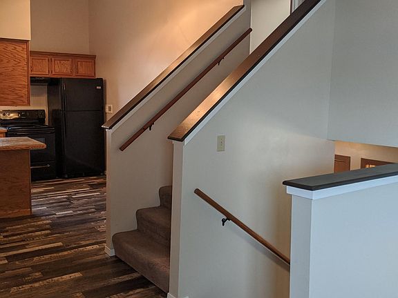 Main entry looking into kitchen space