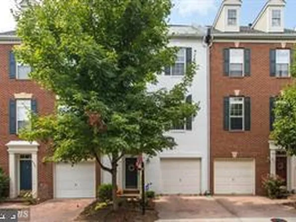 4908 Gardner Dr, Alexandria, VA 22304