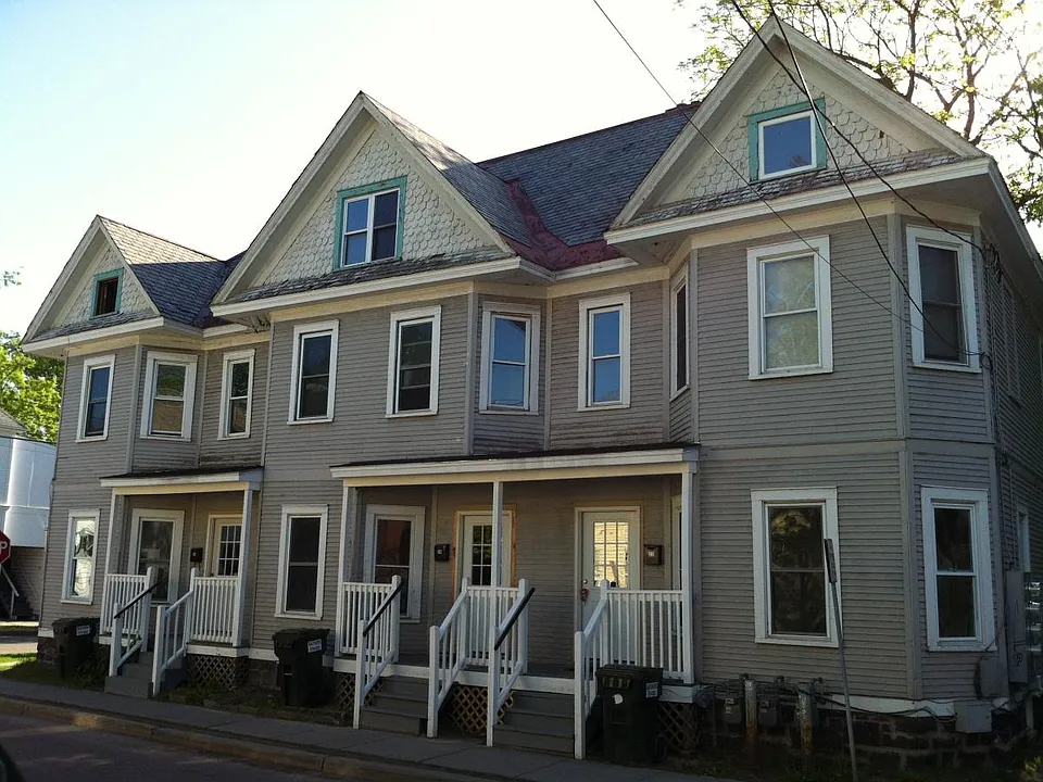 22 Greene St