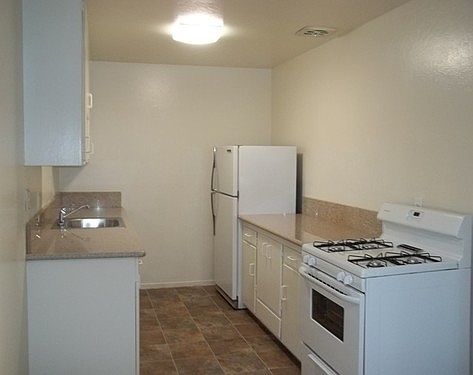 2nd image of 1907 Wildwood Way APT 3