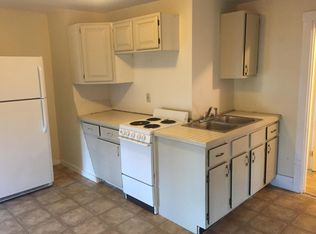 127 Brunswick Ave APT 4, Gardiner, ME 04345