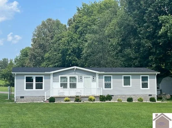 1046 W School Rd, Sacramento, KY 42372