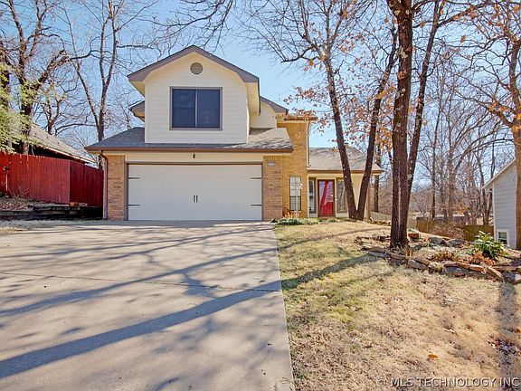 2nd image of 3433 S Rolling Oaks Dr