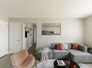 101 Dayton Rd #1-01, Champlin, MN 55316