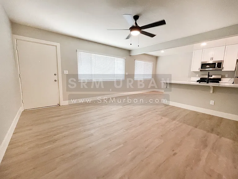 4438 Menlo Ave #5 — Photo 10