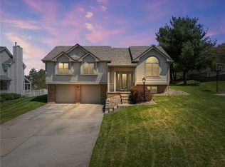 303 Covington Ct, Seven Fields, PA
