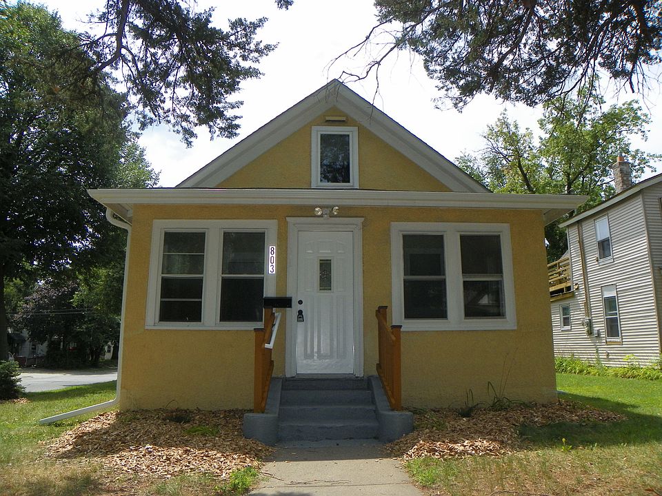 1st image of 803 31st Ave N