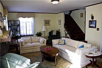 4th image of 141 Smull Ave