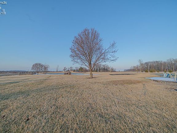 5th image of 11101 W Genzman Rd