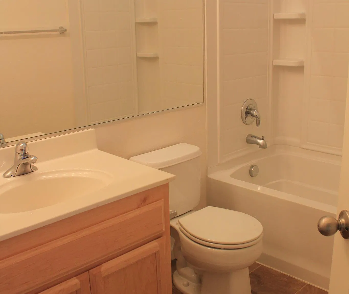 3 Spoonwood Way — Photo 3