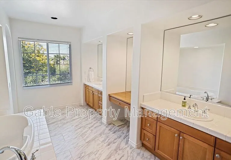 26155 Lone Rock Ct — Photo 15