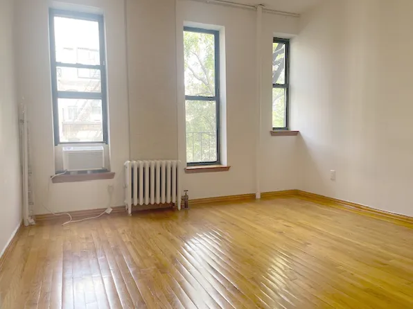 319 East 92nd Street image 8 of 9