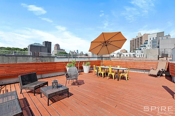 Rented by Spire Group | media 21