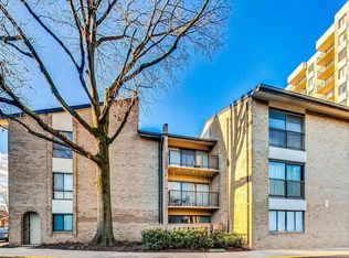 6 Monroe St APT 101, Rockville, MD 20850