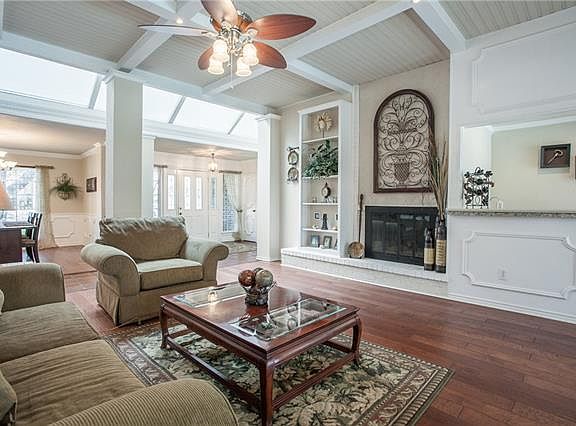 5th image of 6021 Preston Creek Dr