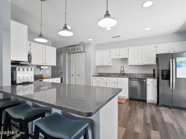 918 17TH Street N, Jacksonville Beach, FL 32250