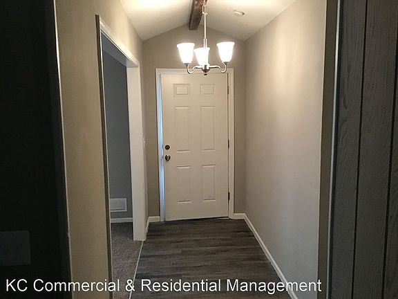3rd image of 8840 Crescent Ave