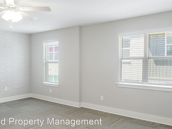 3rd image of 303 W Center Ave House 222