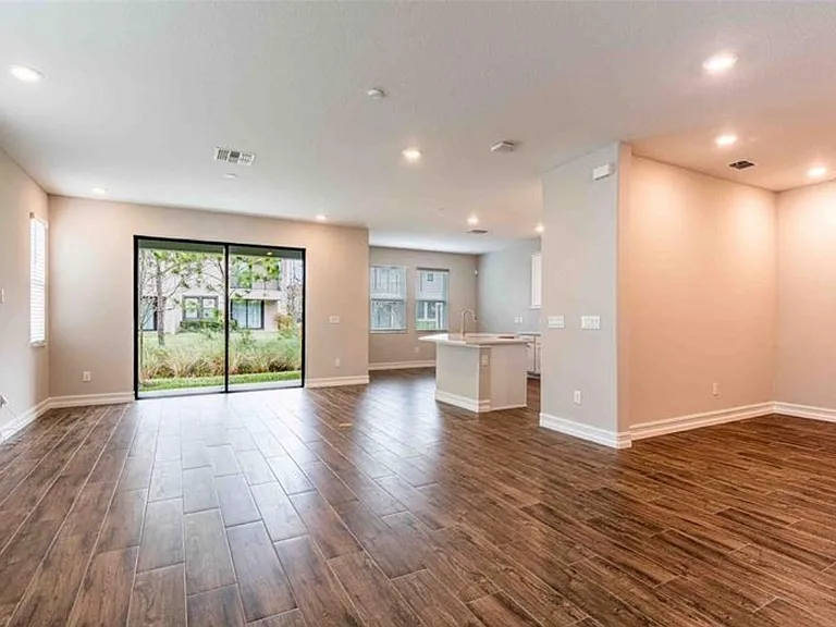4655 Almada Ln — Photo 7