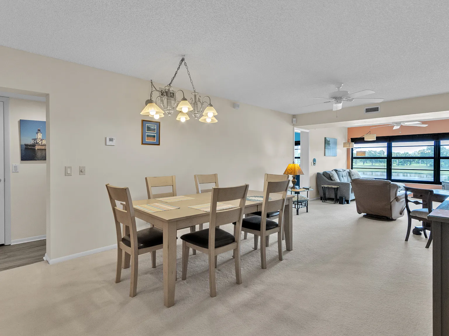 2 bed, 1188 sqft, $1,750 — Photo 3