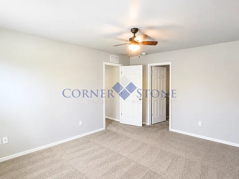 657 N Manship Ave — Photo 10