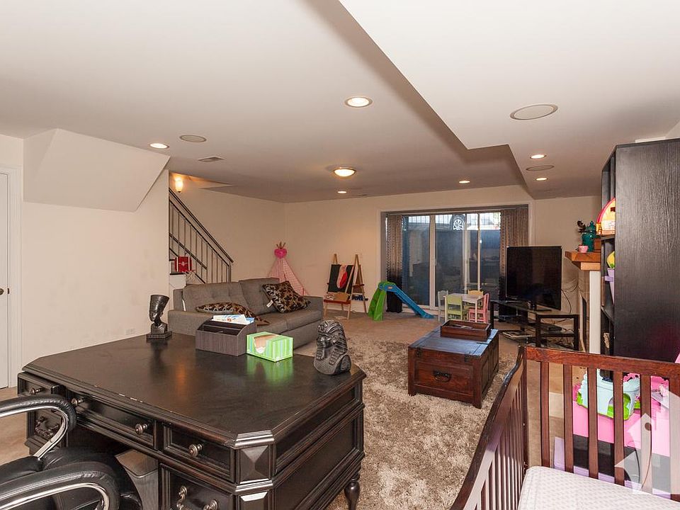 1st image of 1355 N Noble St #43081