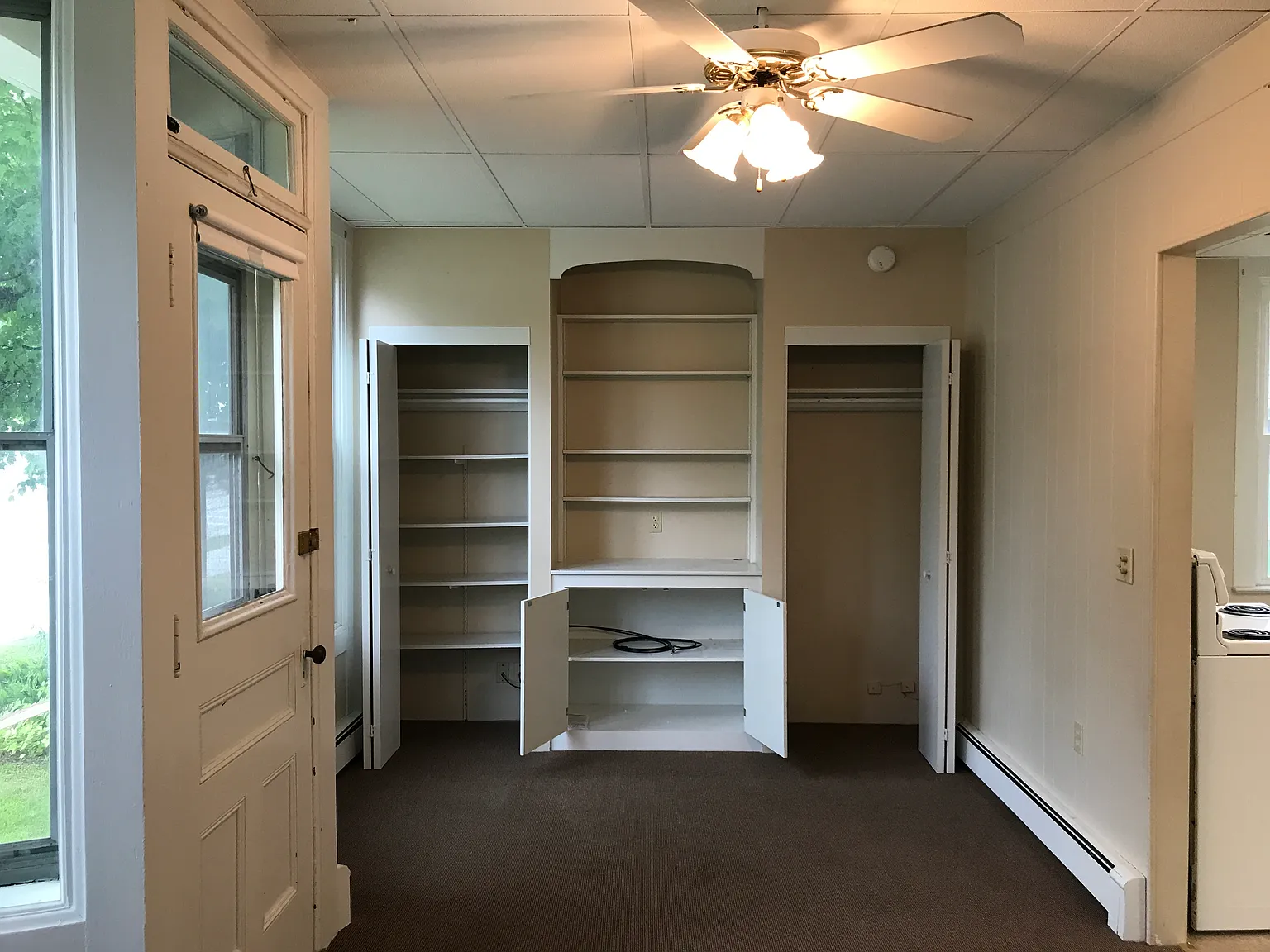 2 bed, 1.5 bath, 1400 sqft, $2,000 — Photo 4