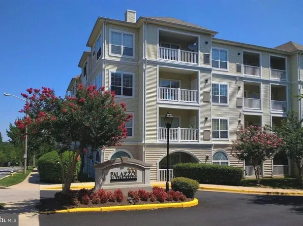 4561 Strutfield Ln APT 3111, Alexandria, VA 22311