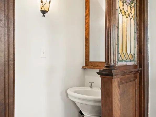 524 Third Street image 15 of 17