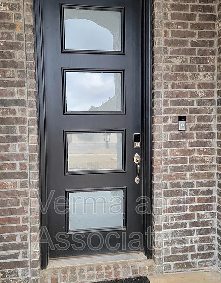 1890 Sunrise Cir — Photo 2