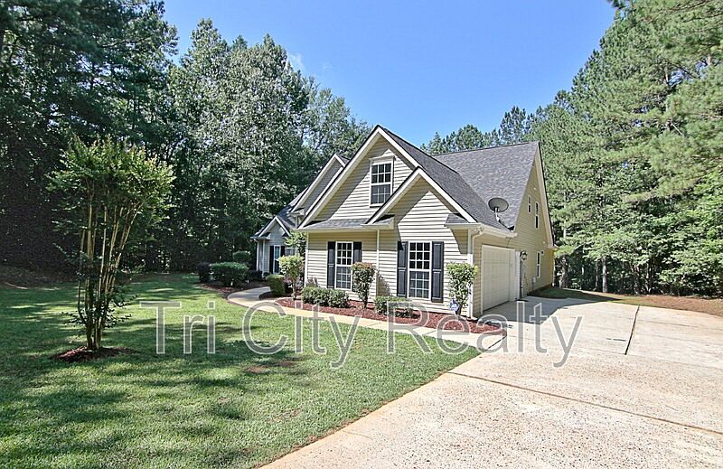 1st image of 69 Meadows Creek Ln