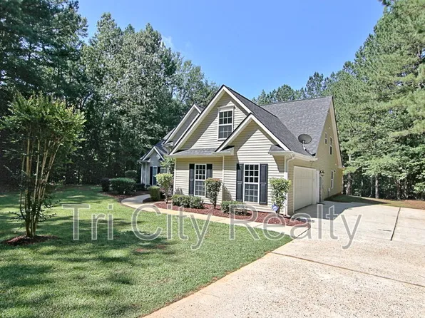 69 Meadows Creek Ln, Senoia, GA 30276