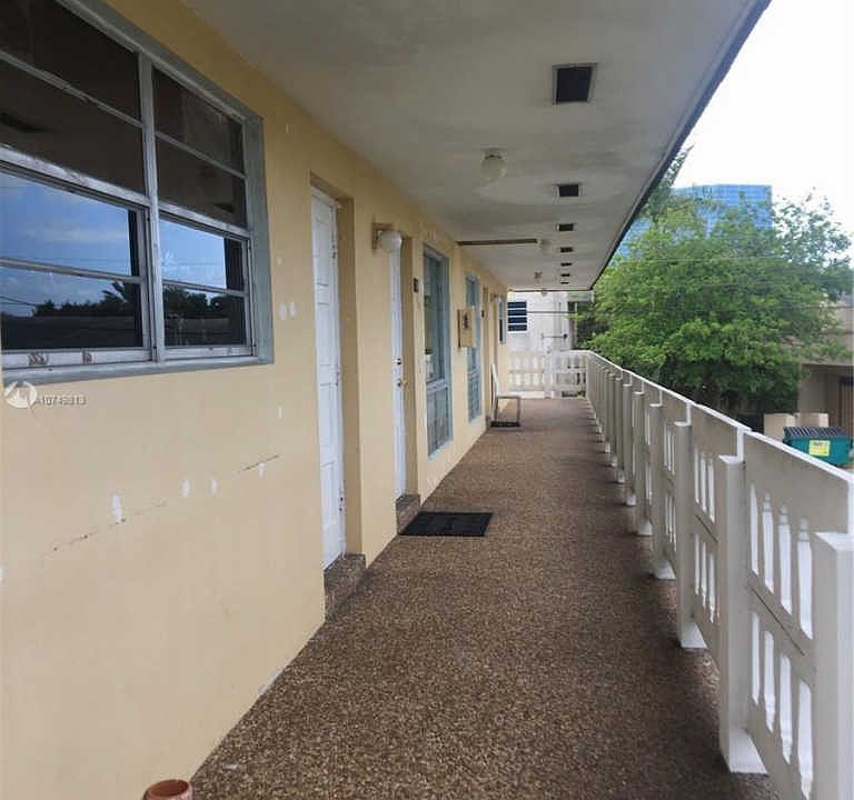 1st image of 3845 S Circle Dr APT 201