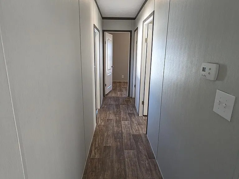 154 Callaway Ln — Photo 35