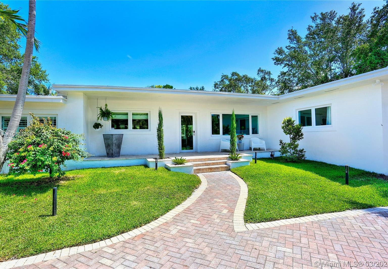 7135 SW 76th St, Miami, FL 33143 | Zillow