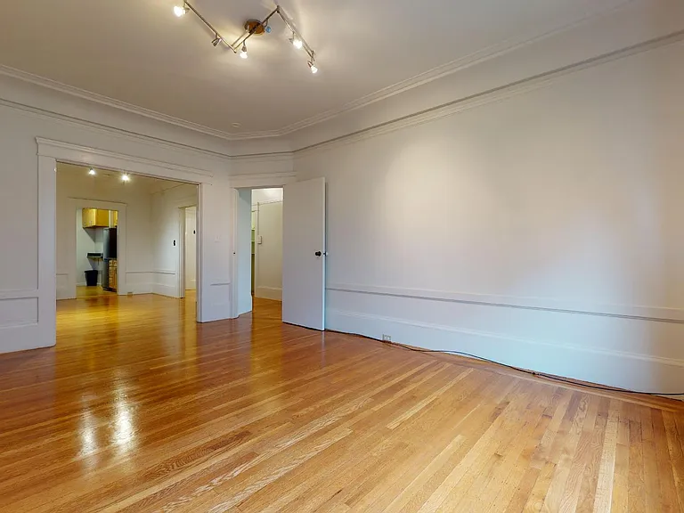 601 Stockton St #8 — Photo 2