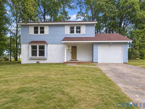 4924 McAllister Dr, Chester, VA 23831