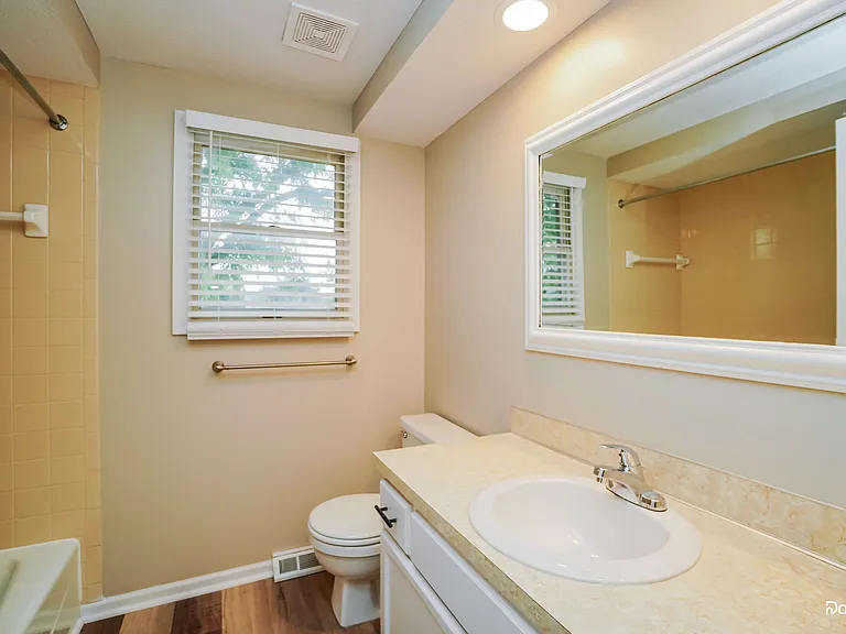 7511 Blue Fox Ln — Photo 13